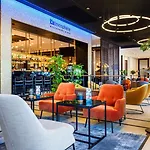 克拉科夫机场希尔顿花园酒店 4* 克拉科夫