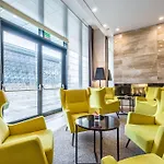 Hilton Garden Airport Szálloda Krakkó