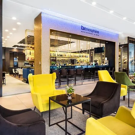 Hilton Garden Airport Hotel