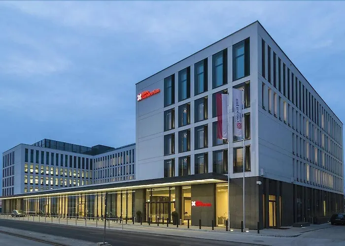 Hilton Garden Airport Hotel