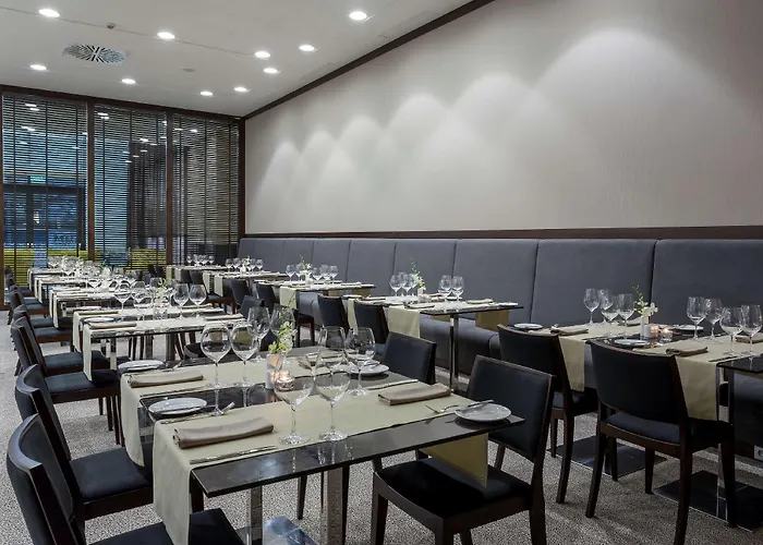 Hotel Hilton Garden Airport 4*