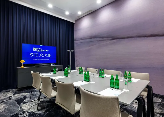 Hilton Garden Airport Hotel