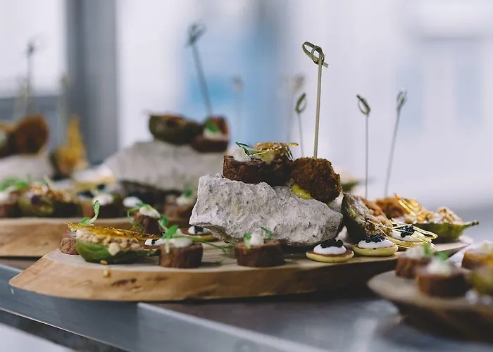 Hilton Garden Airport 4*