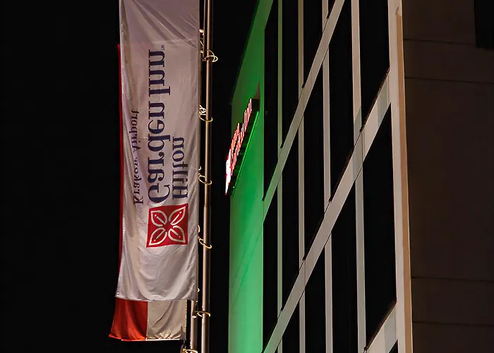 Hilton Garden Airport