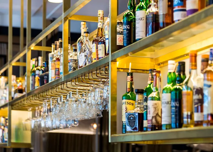 Hilton Garden Airport 4*