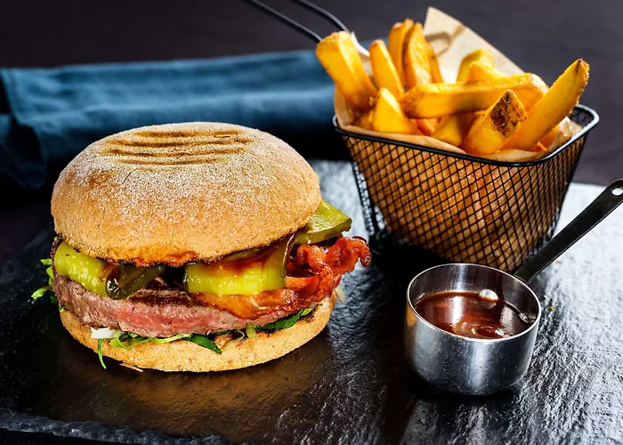 Hilton Garden Airport