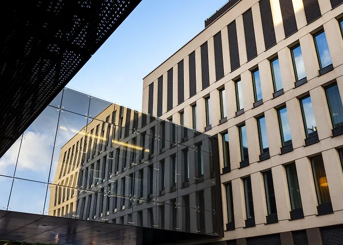 Hilton Garden Airport Hotel