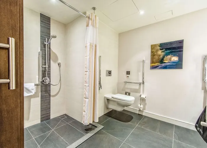 Hotel Hilton Garden Airport 4*